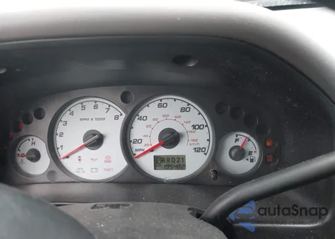 2002 Ford Escape Xlt from USA, damaged, VIN 1FMYU03162KD14069